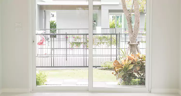 Balcony Screen Door Repair in Fort Myers, FL