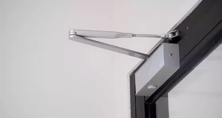 Screen Door Closer Repair in Fort Myers, FL