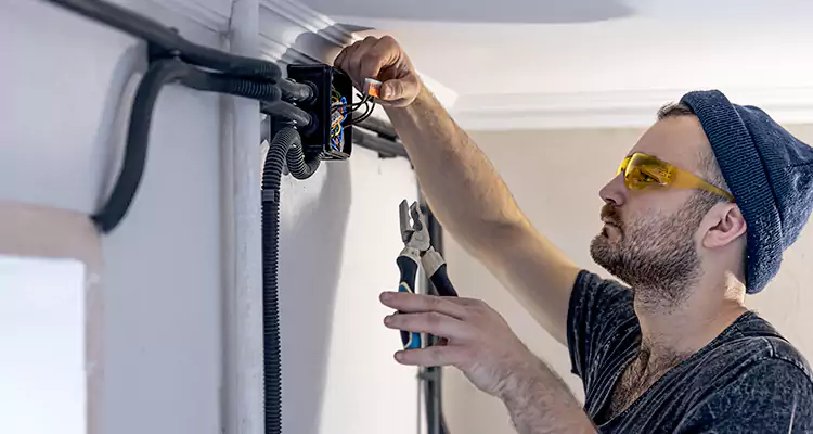 Garage Door Opener Cable Repair in Fort Myers, FL
