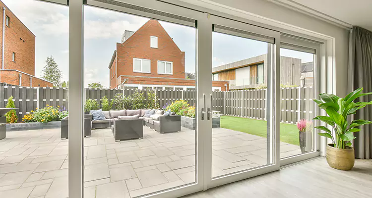 Best Sliding Screen Door Replacement Company in Fort Myers, FL