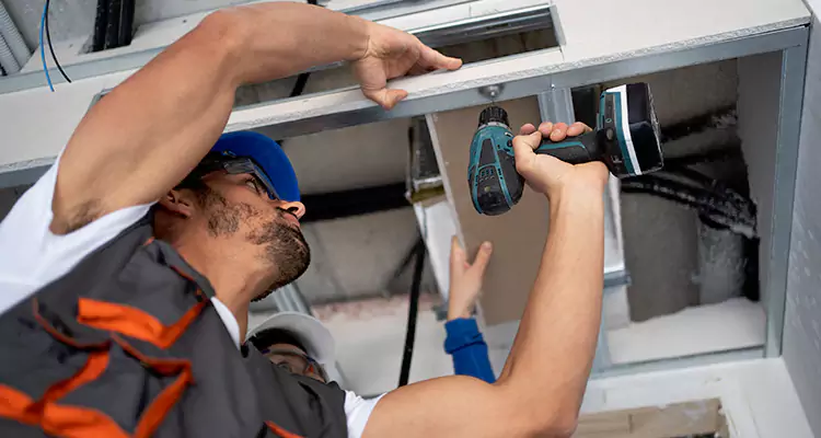 Emergency Overhead Door Repair in Fort Myers, FL