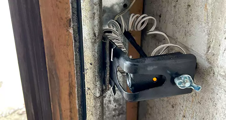 Fix Broken Garage Door Sensor in Fort Myers, FL