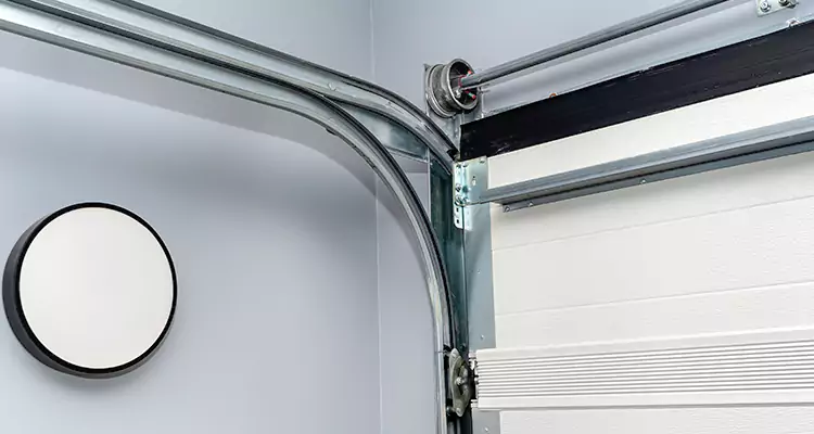Garage Door Cable Repair Cost in Fort Myers, FL