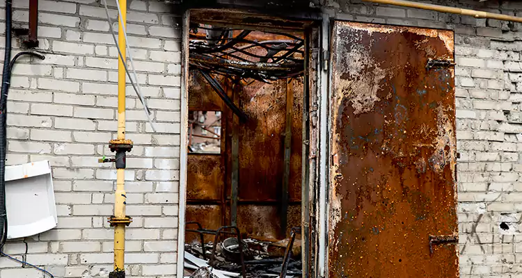 Metal Door Rust Repair in Fort Myers, FL