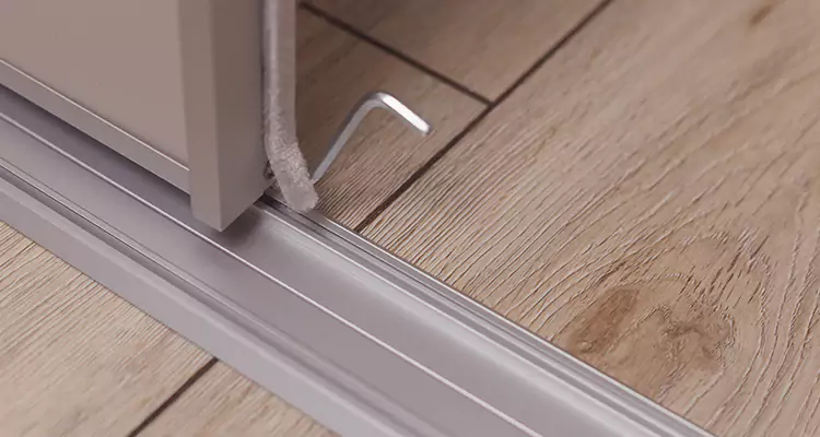 Squeaky Sliding Door Repair in Fort Myers, FL