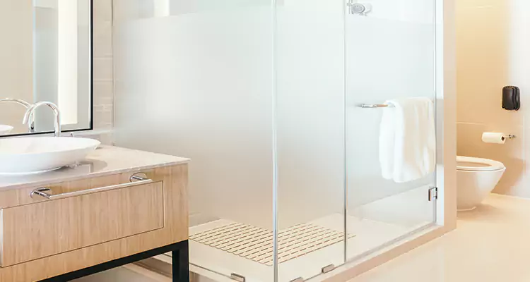 Expert Shower Door Fix and Repair in Fort Myers, FL